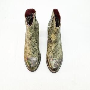 L'Artiste Spring Step Waterlily Leather Green Patterned Bootie Size 41 NWOB